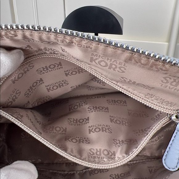 Michael Kors Light Blue Jet Set Travel Medium Signature Logo Dome Crossbody Bag - Picture 12 of 17